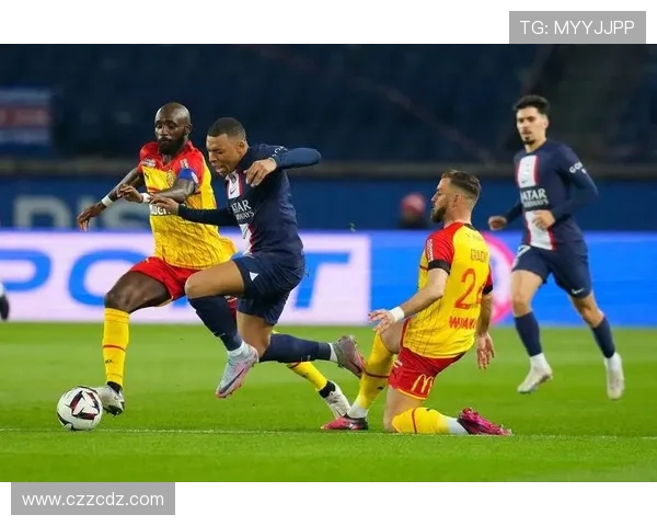 法甲经典比赛精彩回顾:逆转、绝杀与战术博弈亮点呈现 法甲经典比赛精彩回顾:逆转、绝杀与战术博弈亮点呈现